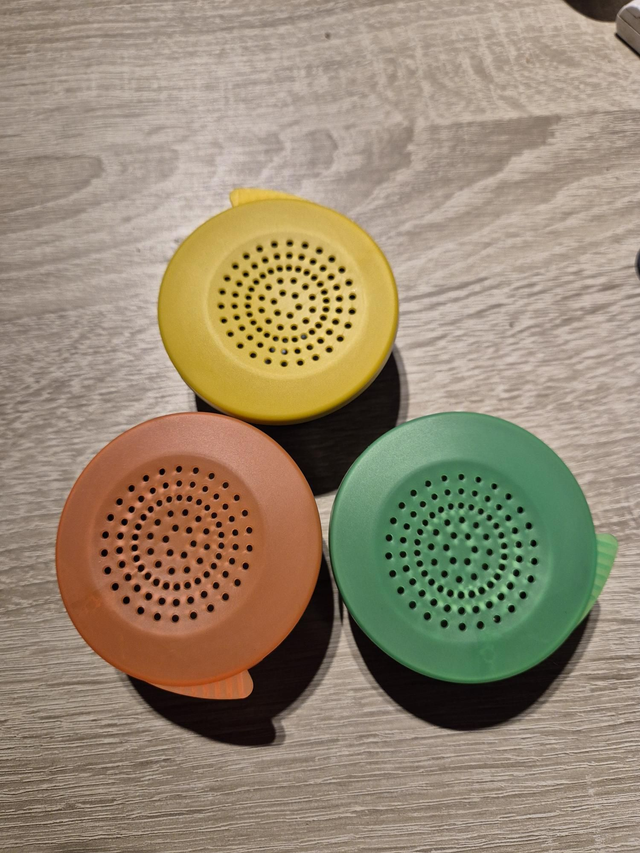 Maden bakje div kleuren