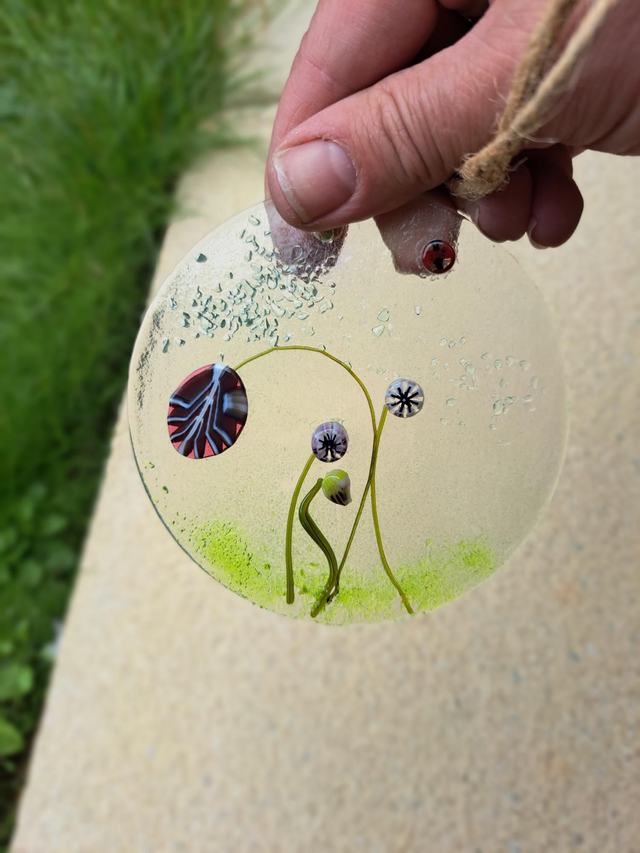 Flower suncatchers (circles)