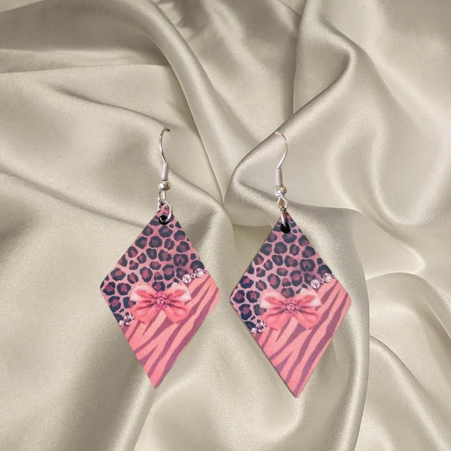 N° 95 Boucles d'oreilles losange fantaisie hypoallergénique 