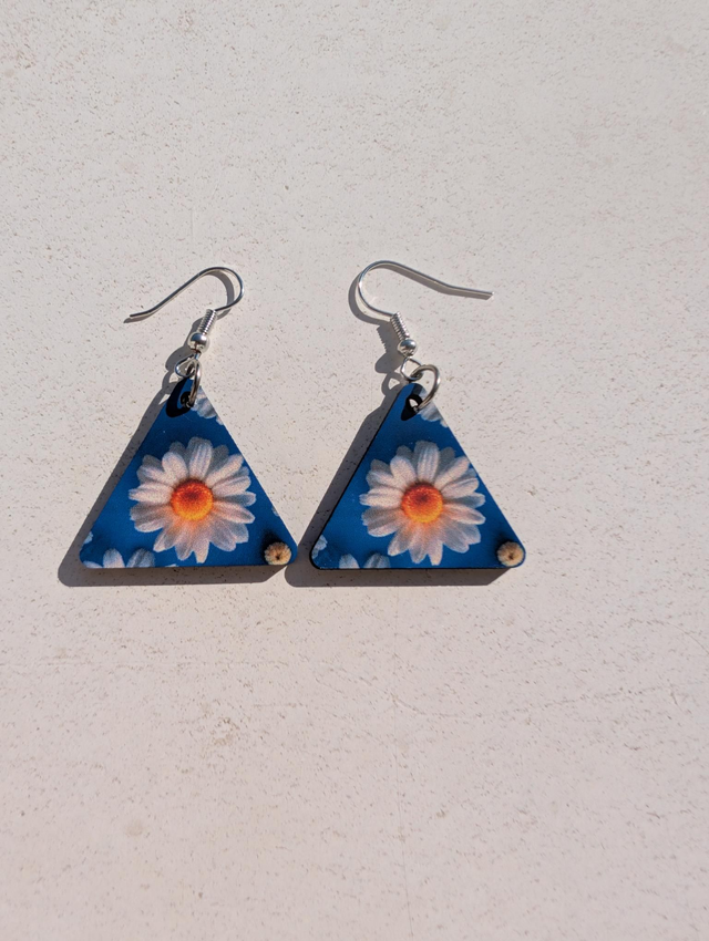 N° 27 Boucles d'oreilles triangle fantaisie hypoallergénique 