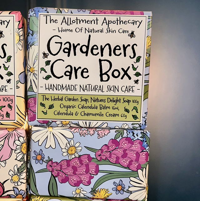 Gardeners Care Box - Green 