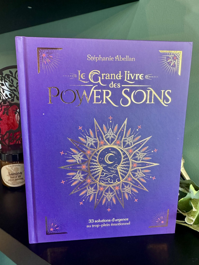 NEW - Le grand livre des power soins - Stéphanie Abellan