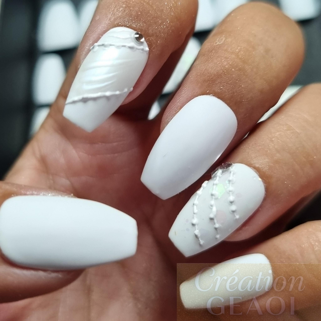 Mix tout en blanc little ballerine S créer sur commande délai de 7jours ouvrable 