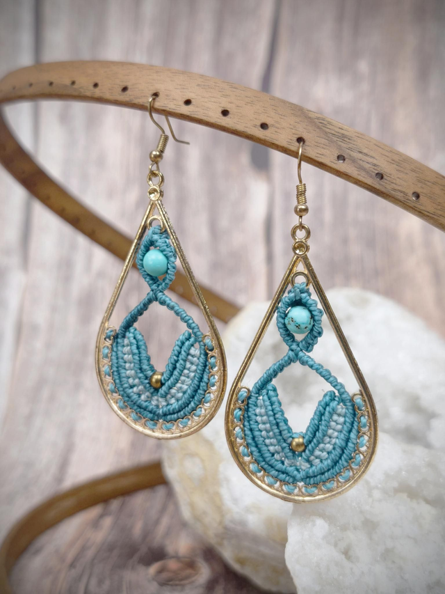 Boucles upcyclées dorées et bleues