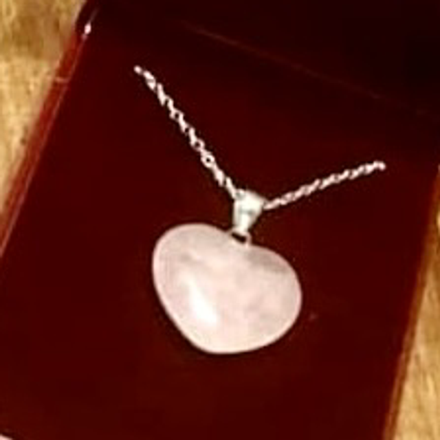 Rose Quartz Heart necklace on 18” silver chain 