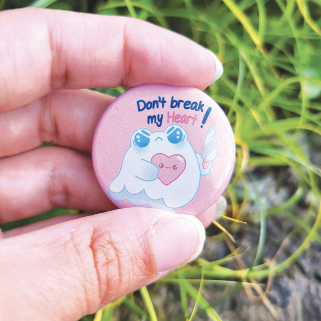 Don't break my heart badge