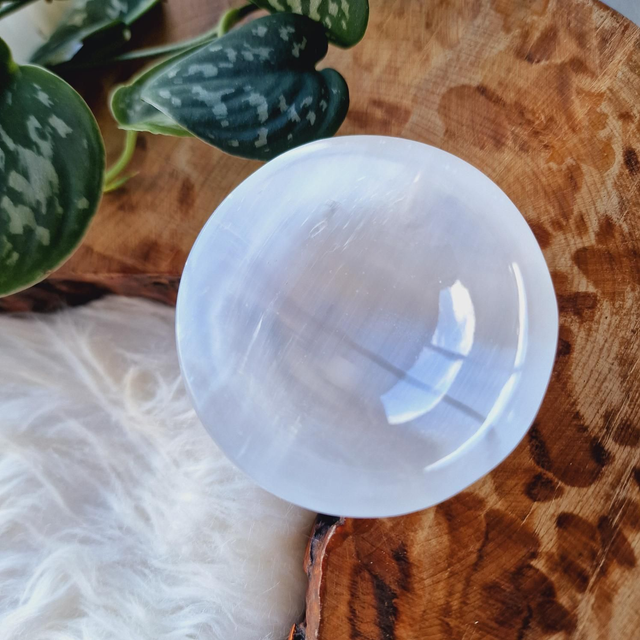 Selenite Bowl (Varnished) 200g