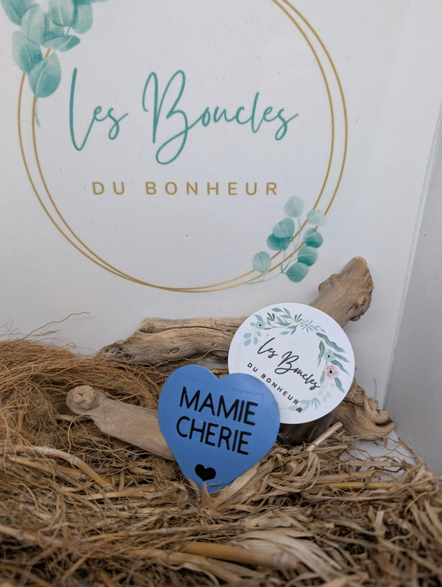 Broche personnalisée Mamie chérie br057