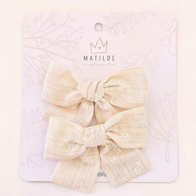 Pinza Lazo Par Beige Flores