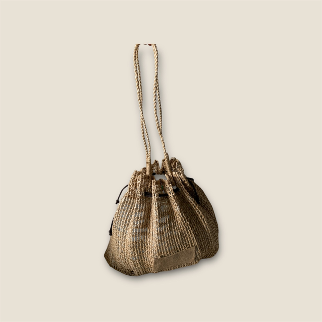 Sac à dos en paille d&#039;Abaca | Abaca Straw Bucket Bag