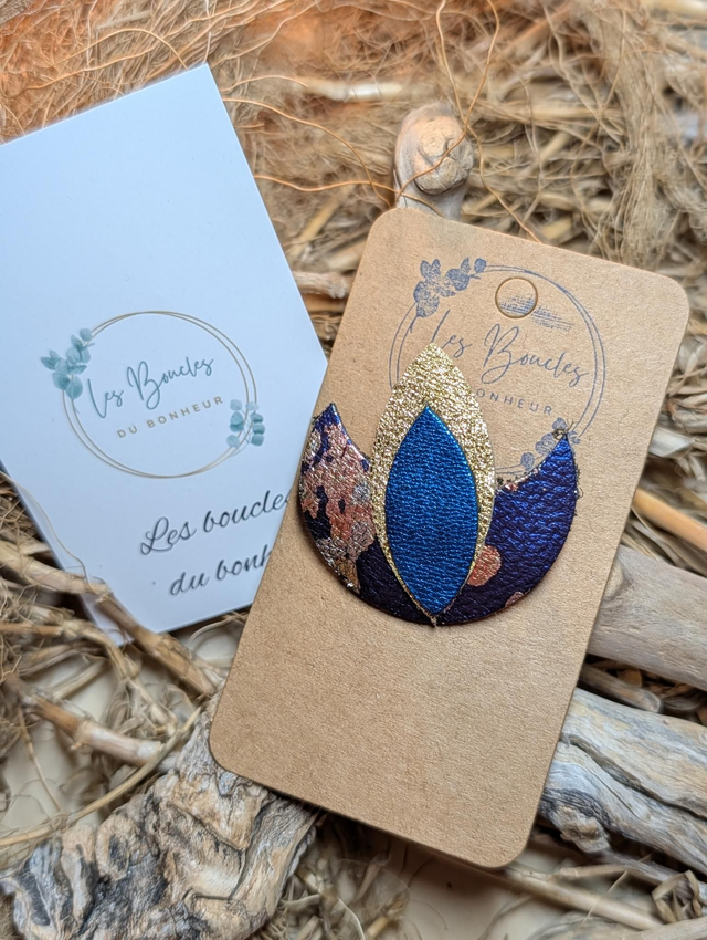 Broche lotus marine dorée b019