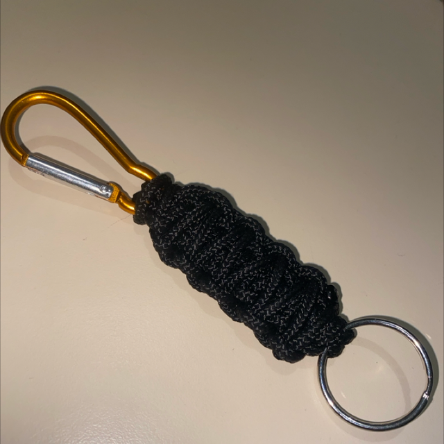 Porte clef paracorde «King »