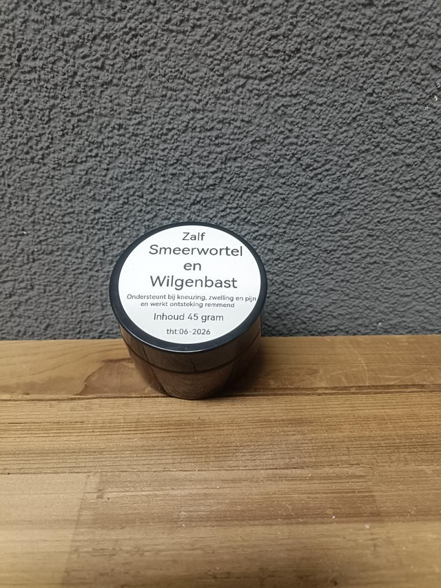 Smeerwortel en wilgenbast zalf