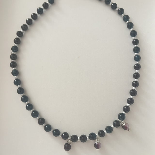 C15 - Collier perles en verre pendentif perles verre