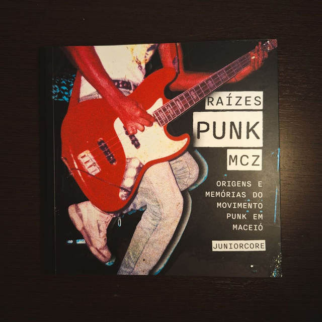 RAÍZES PUNK MCZ - Livro Impresso