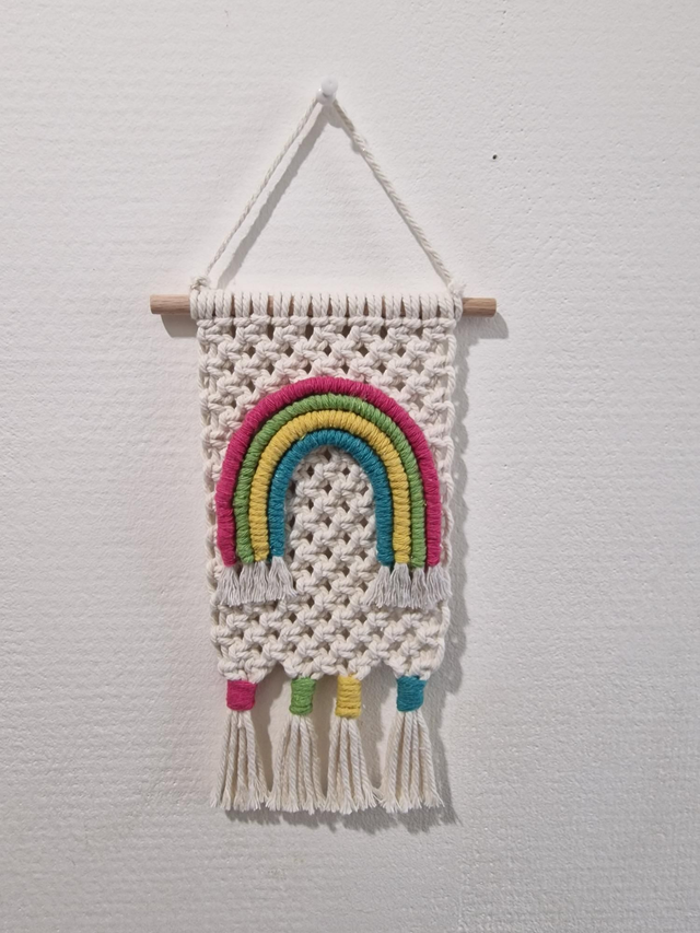 Mini tenture arc en ciel 