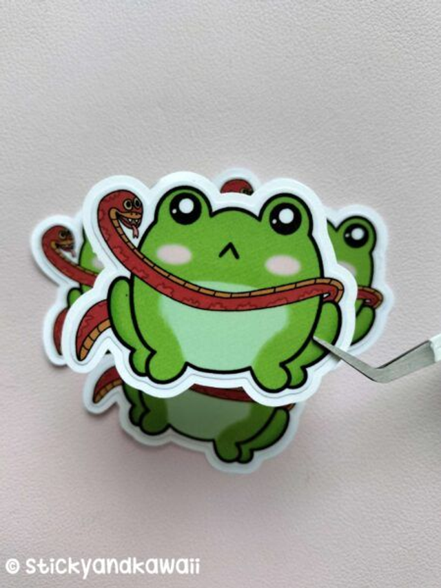 Grenouille et serpent