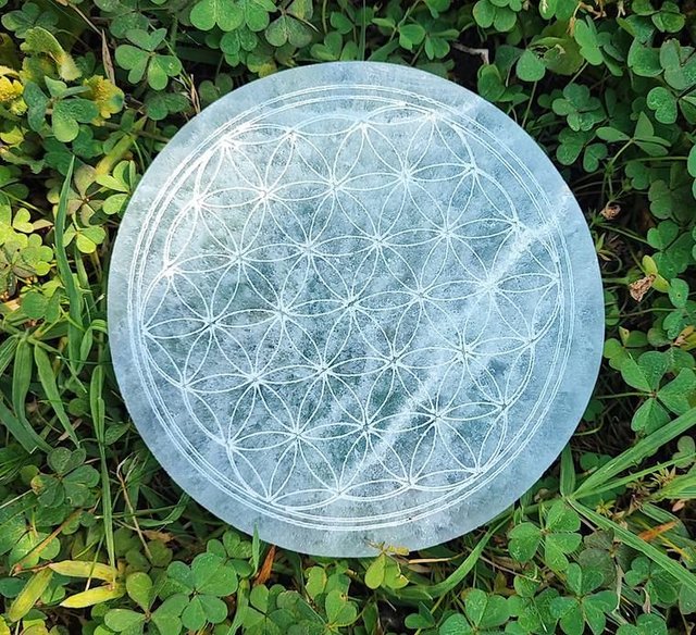 Plaque Sélénite Fleur de vie 10x10cm