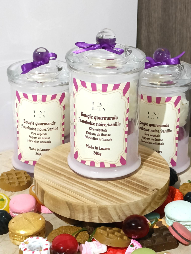 Bougie bonbonnière gourmande framboise noire vanille