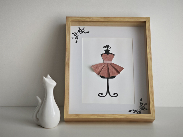 Cadre origami &quot;Petite robe&quot;