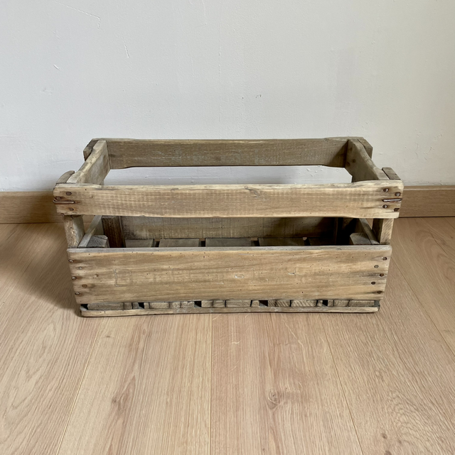 Ancienne caisse à bouteille en bois