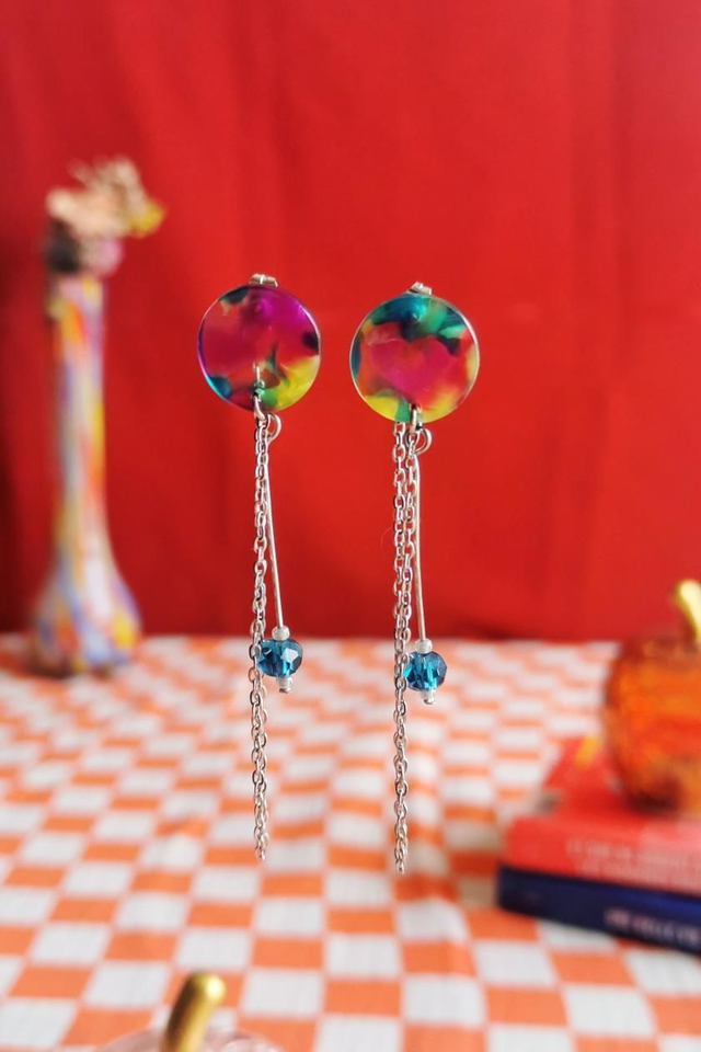 Boucles d&#039;oreilles Puces Multicolores Violettes