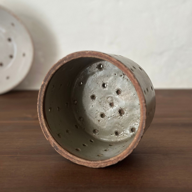 la faisselle sur pied