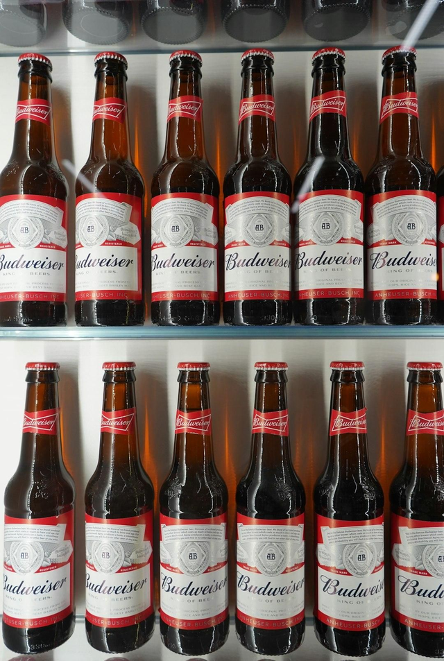BUDWEISER