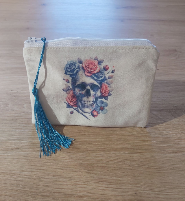 Petite pochette tête de mort