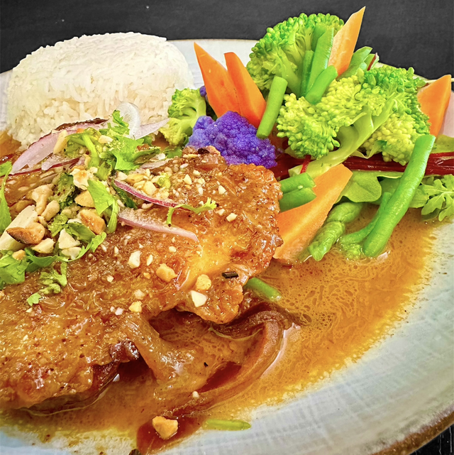 Poulet rôti aux cinq parfums, lait de coco