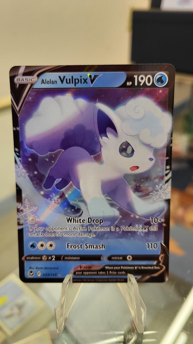 Alolan Vulpix V 033/195