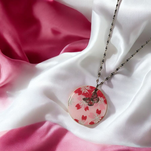Collier acier inoxydable motifs japonais rose et fuchsia