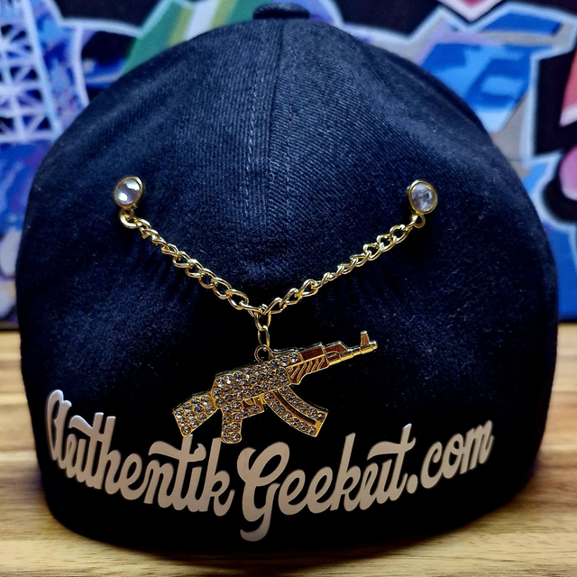 PENDENTIF #1