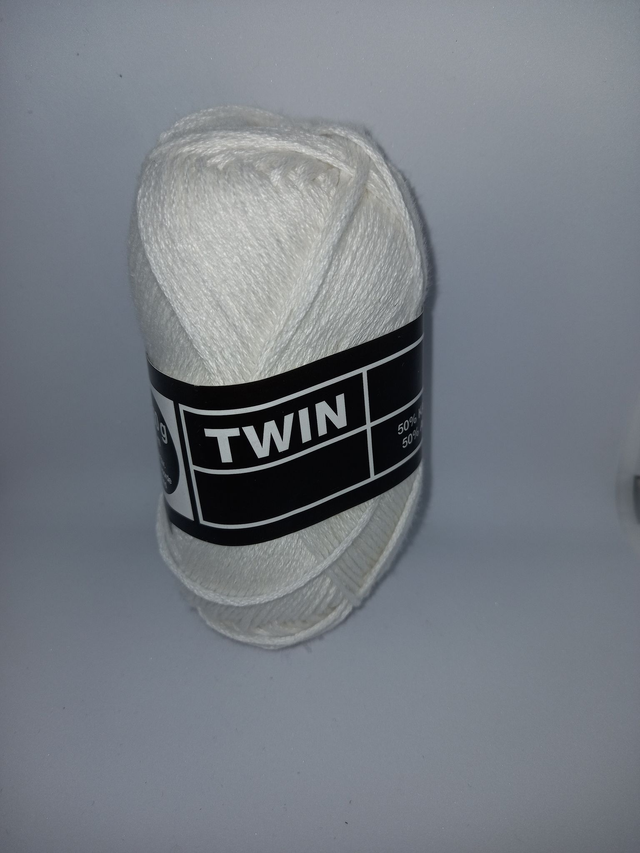 Twin kleur 268 (gebroken wit)