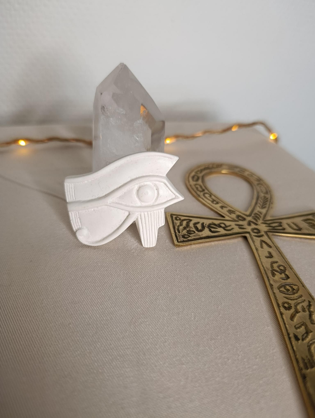 Amulette Oeil d&#039;Horus (Oudjat) blanc 