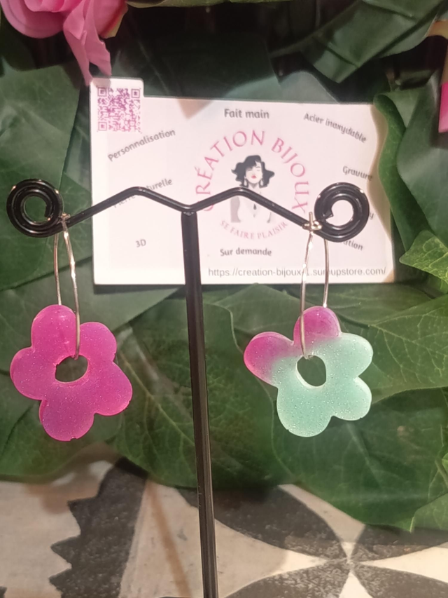 Boucle d'oreille pampis fleurs 