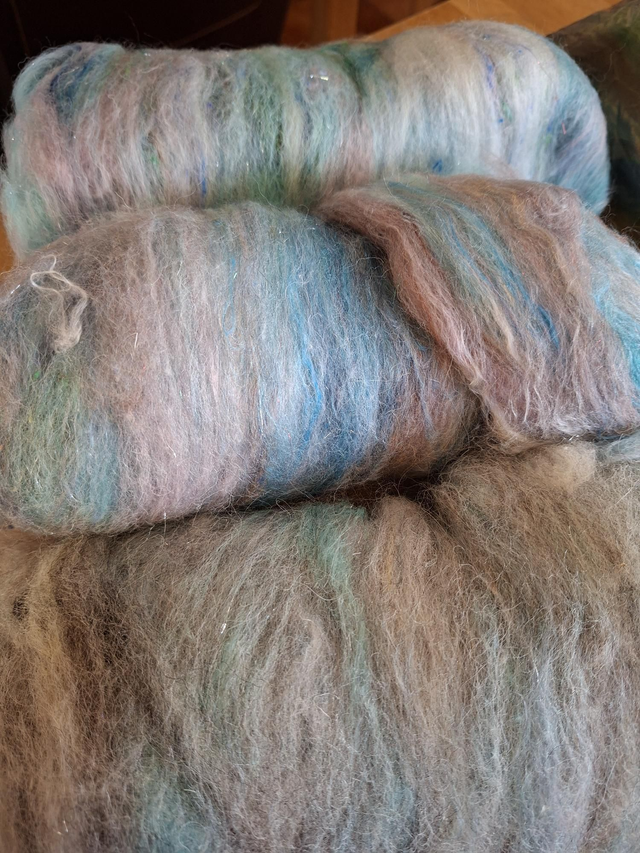 Nappe2631 trois nappes cardees main 169g