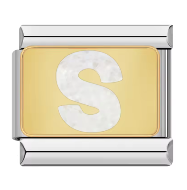 Charm "S" Fondo Dorado