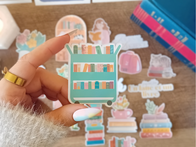 Sticker Holographique Waterproof - Chariot Plein de Livres