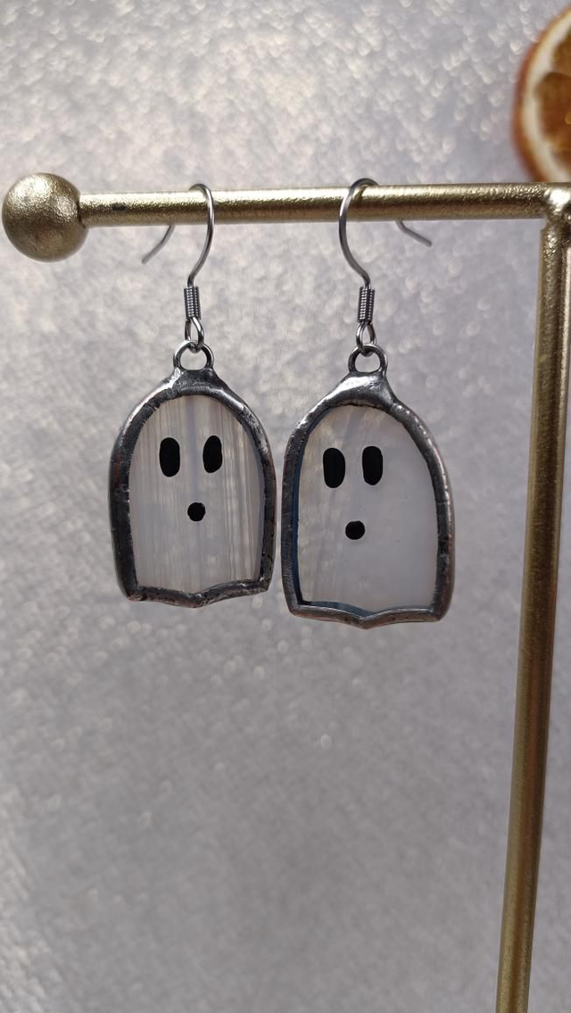 Boucles d&#039;oreilles Fantôme 