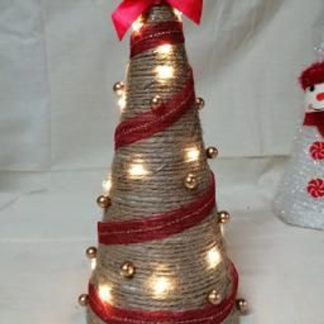 Notre Petit Sapin en Jute