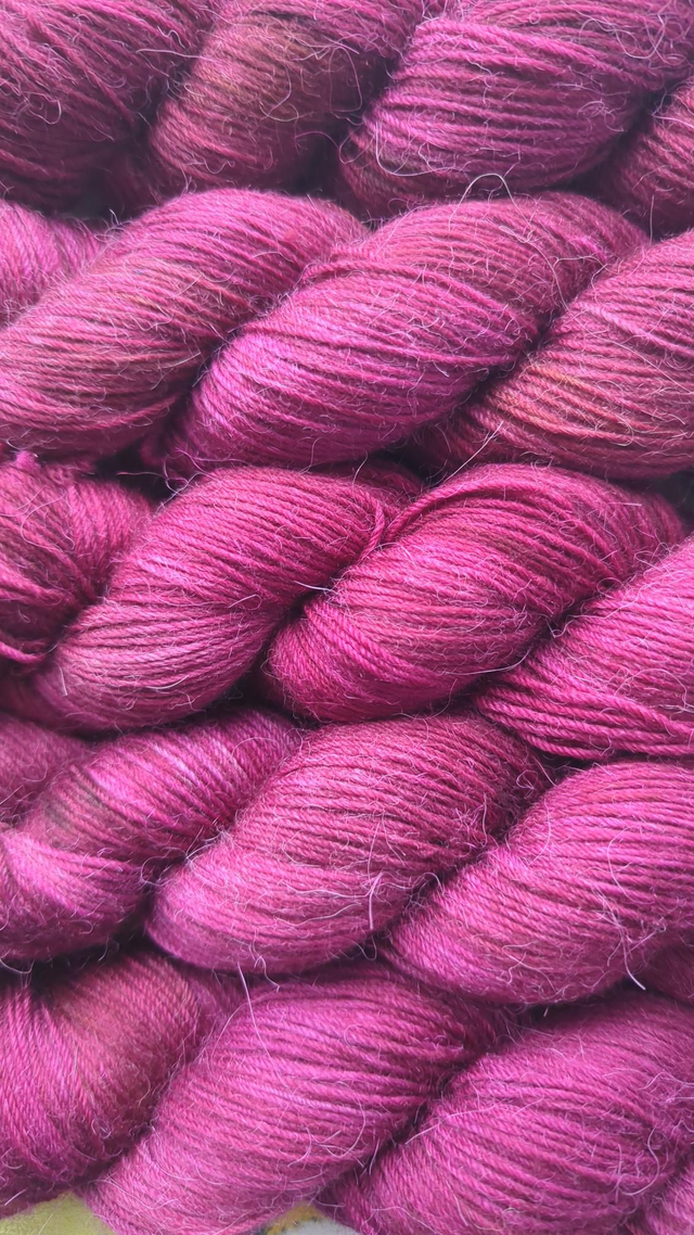 Merino Alpaca 4ply Cerasus 100g/400m