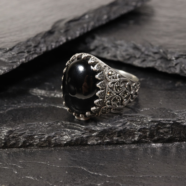 Large Vintage Sterling Silver 925 Art Deco Style Claw Set Oval Cabochon Cut Black Onyx Marcasite Gemstone Ring Size T - 9 5/8