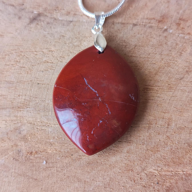 Pendentif "Séléné" Jaspe rouge AA