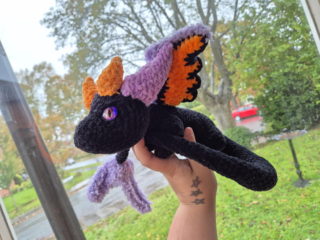 Standard sized Dragon