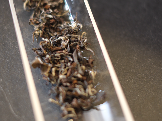 徐耀良亲制东方美人DONG FANG MEI REN XU YAO LIANG