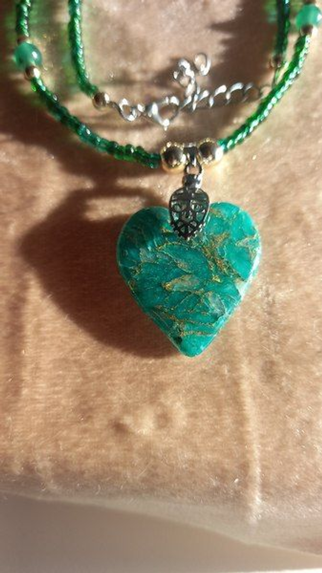 Esméralda - pendentif en forme de cœur