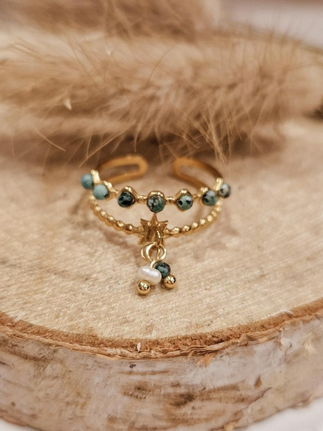 Bague perlée "Étoile" - Modèle doré et vert 