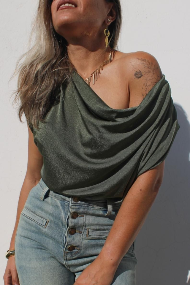 Top Lya Caqui