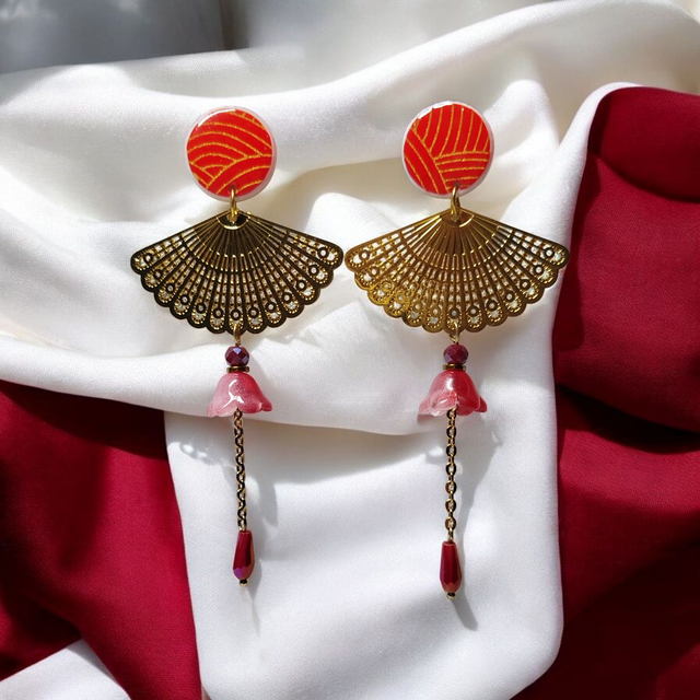 Boucles d'oreilles pendantes motifs japonais rouge